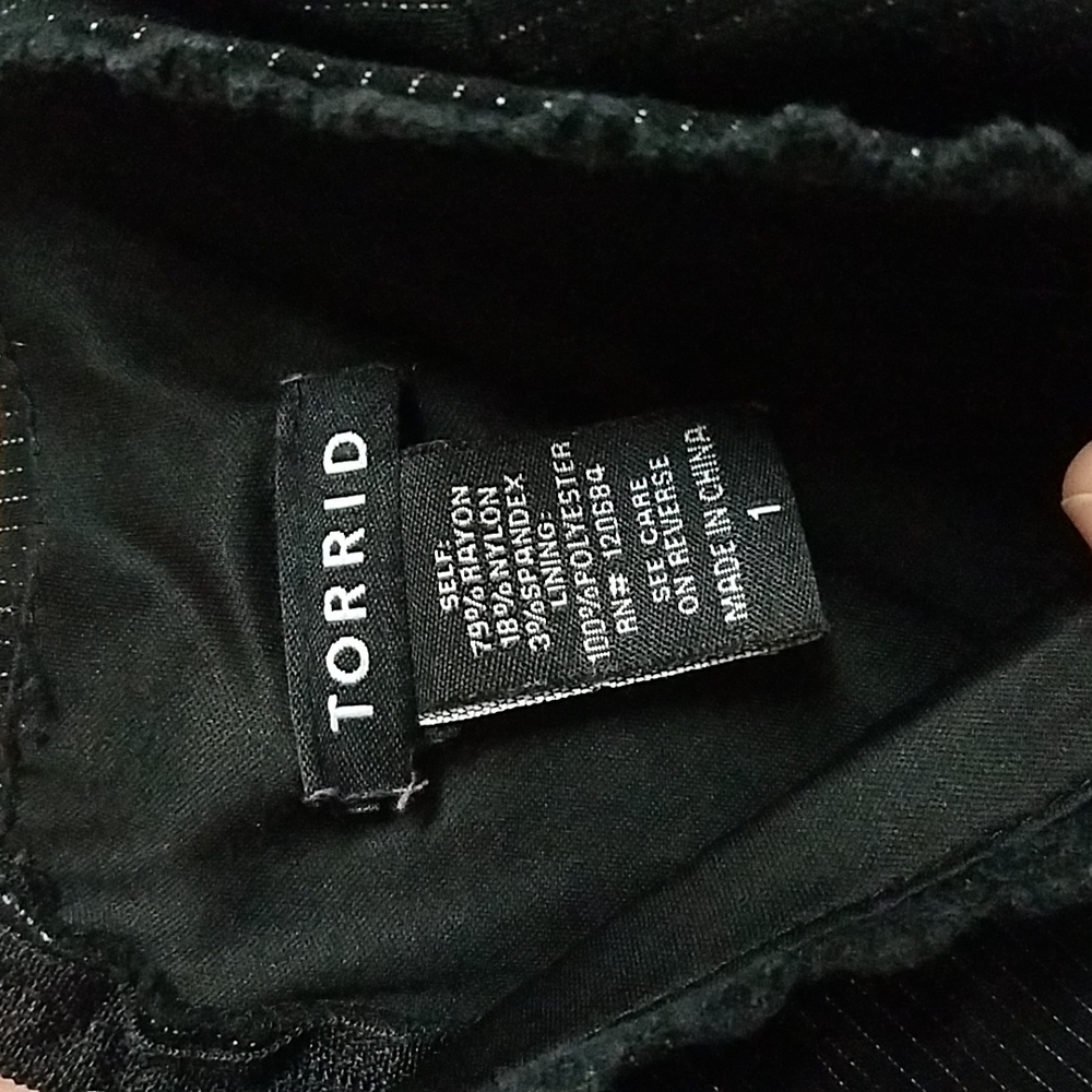 Torrid top - Picture 2 of 3